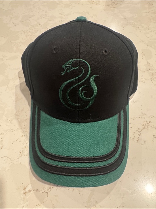 Universal Studio Other - Black and Dark Green Embroidered Slytherin House Baseball Cap